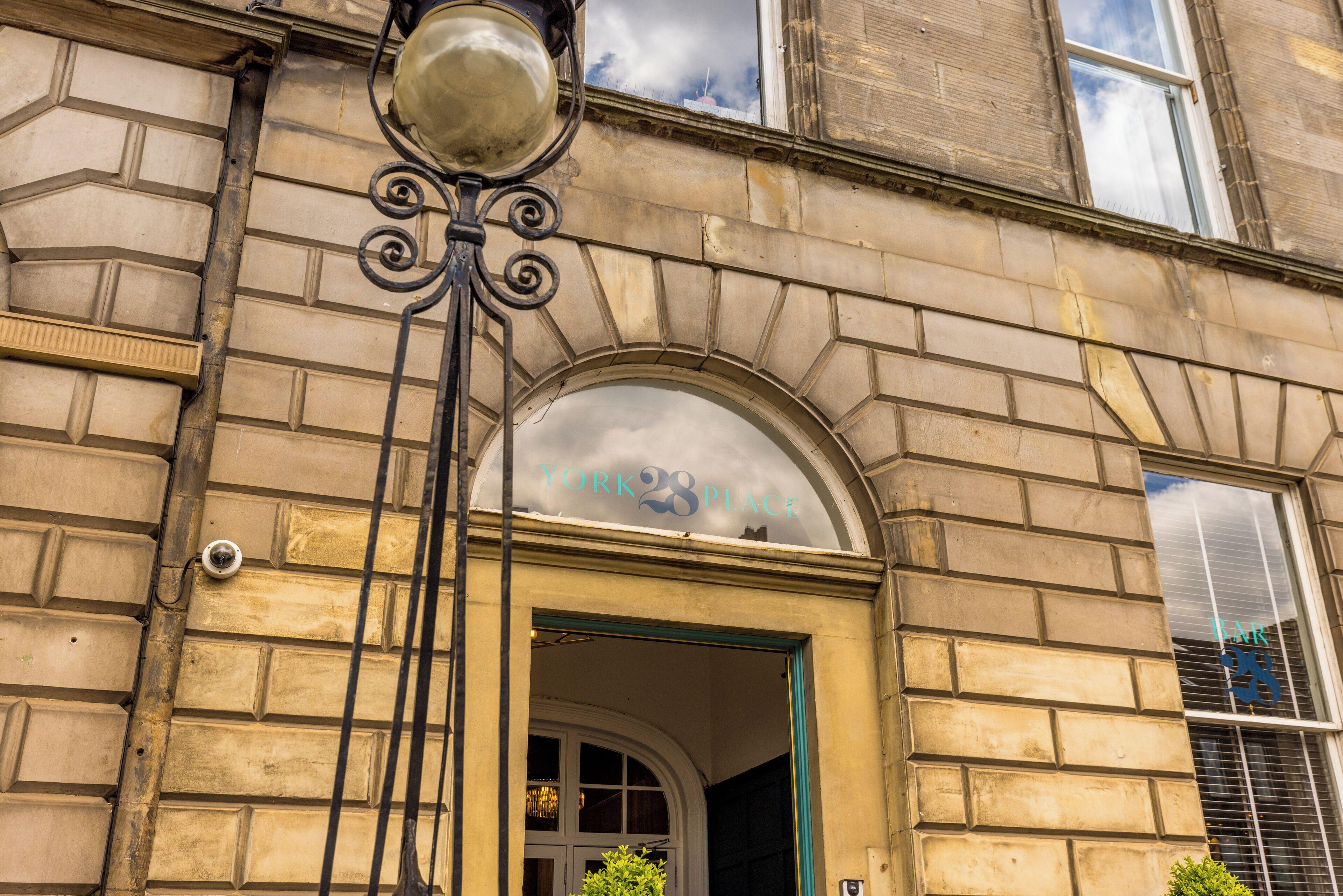 28 York Place Hotel — Photos 2